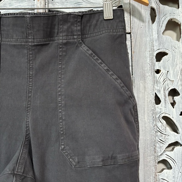 SPANX Black Stretch Twill Cotton Cargo Utility Pull On Crop Joggers NWOT - Picture 6 of 9